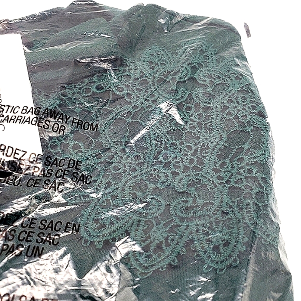 Banana Republic Green Lace Tie-Neck Top - Picture 2 of 3